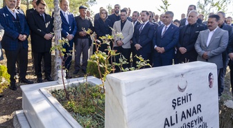 15 Temmuz şehidi muhtar Ali Anar, mezarı başında anıldı