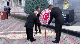 Akıncılar Kaymakamı, muhtarları devlet ile vatandaş arasında köprü diye niteledi