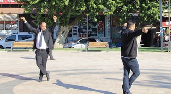 Aydın Köşk'te 19 Ekim Muhtarlar Günü törenle kutlandı, muhtarlar zeybek oynadı