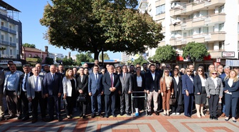 Aydın Nazilli'de Muhtarlar Günü'nde Gül Esin'in kabri ziyaret edildi