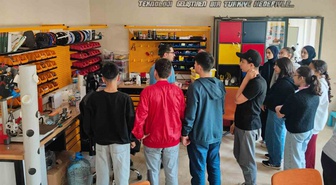 Bayburt'taki Deneyap Atölyesi'nde yeni dönemin ilk dersleri başladı