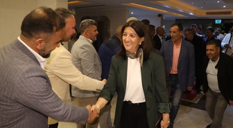 Bodrum'da düzenlenen Vanlılar Gecesi'ne Pervin Buldan da katıldı