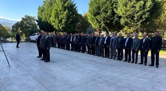 Çorum'da Muhtarlar Günü çelenk sunumu ve Vali kabulüyle kutlandı