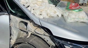 Dereköy'den giriş yapan otomobilde 40 kilo 300 gram metamfetamin bulundu