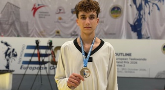 Emre Özkayalı, Sırbistan'daki Avrupa Grand Prix'te 57 kiloda şampiyon oldu
