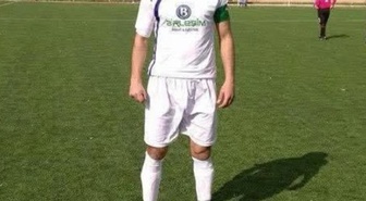 Eski amatör futbolcu Mehmet Hayri Çakır, Antalya'da sahilde kalp krizinden öldü