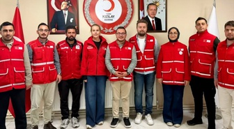 Genç Kızılay Edirne'de gönüllülerle buluştu, başkanlıkta görev değişimi yapıldı