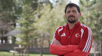 Kadın Güreş Milli Takımı, Astana'da İstiklal Marşı'nı okutmayı hedefliyor