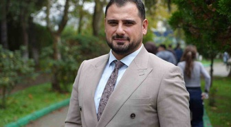 KOSTÜ uzmanı, canlı yayında beğeni ve para arzusunun gençleri değiştirdiğini söyledi