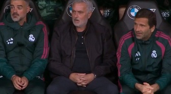 Ne bu hal Mourinho? İspanyollar fena yüklendi