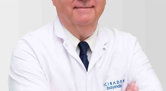 Prof. Dr. Arda, çocuklarda kasık fıtığının kendiliğinden iyileşmediğini belirtti