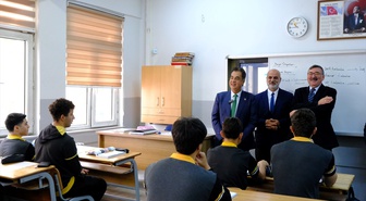 SCÜ Rektörü Şengönül, Sivas'ta mezun olduğu İmam Hatip Lisesine döndü