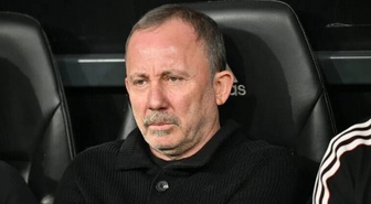 Sergen Yalçın hangi takımlarda oynadı, Sergen Yalçın Galatasaray'da Fenerbahçe'de Beşiktaş'ta oynadı mı, ne zaman oynadı?