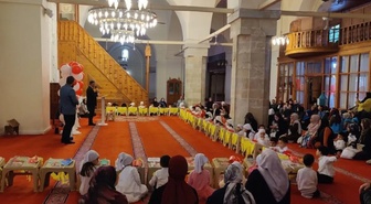 Sinop'ta 4-6 yaş Kur'an kursu öğrencileri Alaaddin Camii'nde programda buluştu