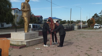 Sivas Ulaş'ta Muhtarlar Günü'nde Kaymakam Avcı muhtarlara teşekkür belgesi verdi