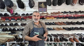 Yozgat Yerköy'de kunduracı Ali Şahin, 1993'ten beri el işçiliği ayakkabı üretiyor