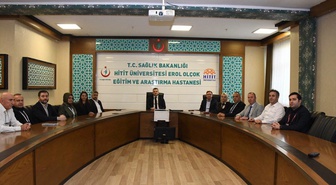 Erol Olçok Hastanesinde sağlık hizmetleri Sinan Zehir başkanlığında değerlendirildi