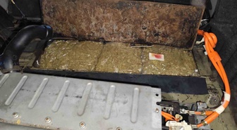 Kapitan Andreevo'da akünün arkasına gizlenen 4 kilo 560 gram esrar ele geçirildi