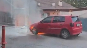 Karabük'te park halindeki bir otomobilde yangın çıktı, itfaiye alevleri söndürdü