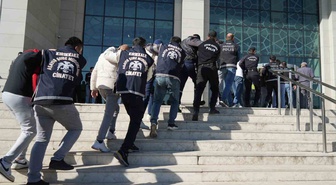 Kırıkkale'de fuhuş ve uyuşturucu iddialarına yönelik operasyonda 35 kişi gözaltına alındı