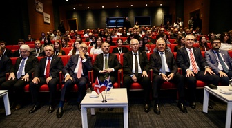 Kocaeli'de ilk kez açılan ilaç üretim teknikerliği programına 30 öğrenci kaydoldu