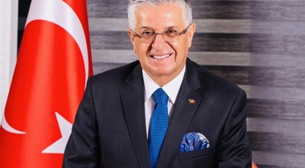 Necati Topaloğlu kimdir? Kemer'in emekli öğretmen başkanı CHP'den ayrıldı