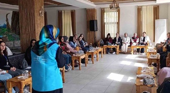 Şırnak İl Müftülüğü kadına yönelik şiddetle mücadele için mahalle buluşması düzenledi