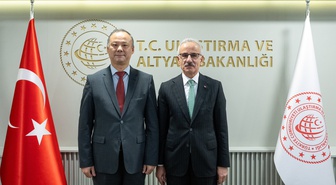 Bakan Uraloğlu, Kırgızistan Büyükelçisi Kazakbaev ile ulaştırma işbirliğini görüştü