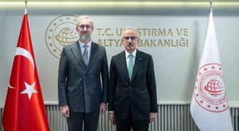 Bakan Uraloğlu, Ukrayna'nın Ankara Büyükelçisi Dzhelialov ile bir araya geldi