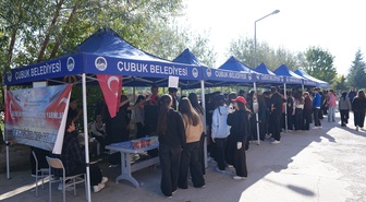 Çubuk'ta öğrencilerden Türk Silahlı Kuvvetlerini Güçlendirme Vakfına destek kermesi