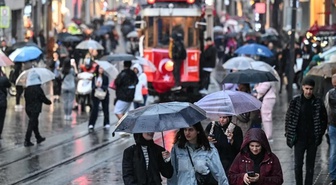 Meteoroloji tarih verdi: İstanbul dahil birçok ilde sis, doğuda sağanak var
