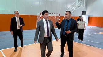 Hakkari'de Cumhuriyet İlk ve Ortaokulu öğrencileri yeni spor salonuna kavuştu