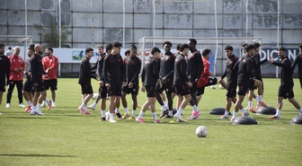 İsmet Taşdemir, Sivasspor'un transfer tahtasını belki açamayacaklarını söyledi