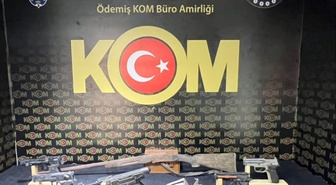 İzmir Tire'de depoya düzenlenen silah operasyonunda 1 şüpheli gözaltına alındı