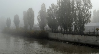 Kars'ın Sarıkamış ilçesi ile Ardahan'da sis ve kırağı etkili oldu, ulaşım aksadı