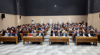 Konya'da İl Koordinasyon Kurulu toplantısında Vali Akın, ortak akıl çağrısı yaptı