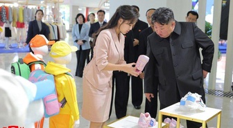 Kuzey Kore lideri Kim Jong Un, ölüm iddialarının ardından kızıyla görüntülendi