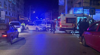 Osmaniye'de gece iki otomobilin çarpıştığı kazada 2 kişi yaralandı