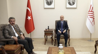 Şırnak Milletvekili Tatar, tıp fakültesi ve 500 yataklı hastane için Özvar'la görüştü