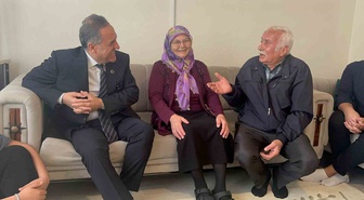 Yalova Valisi Usta, mazgal temizleyen 65 yaşındaki kadına teşekkür etti