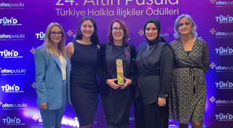YÖK'ün Bilim Kafe projesi Altın Pusula'da Kamu Kuruluşları kategorisinde birinci oldu