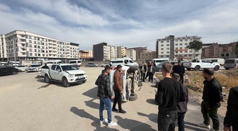 Yüksekova'da iki araç çarpıştı, 1 yaralı hastaneye kaldırıldı