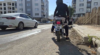 Adıyaman'da devrilen motosiklette yolcu 1 kişi yaralanarak hastaneye kaldırıldı