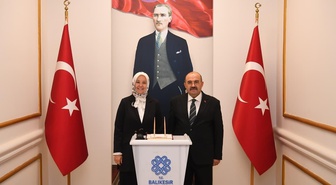 Bakan Yardımcısı Leman Yenigün, Balıkesir'de çocuk hakları buluşmasına katıldı