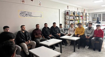 Bayburt Müftülüğü Gençlik Merkezinde Aliya İzzetbegoviç için anma programı düzenlendi