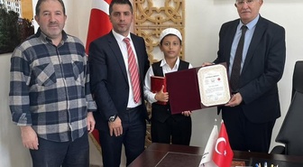 Bayburt'ta hafızlık programının 154'üncü hafızı Mahir Gümüş oldu