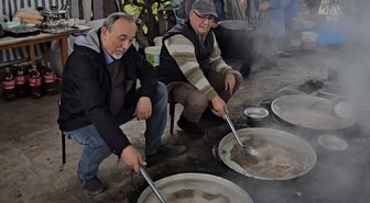 Denizli Tavas'ta 650 yıllık Çarpına Pekmezi üretimi imeceyle başladı