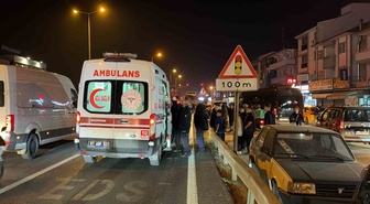 Düzce'de motosiklet ile otomobil çarpıştı, Beyciler Kavşağı'nda 1 kişi yaralandı