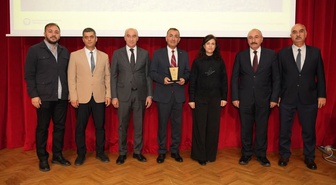 EBYÜ afet ve kentsel dönüşüm konferansında risk azaltmayı ele aldı