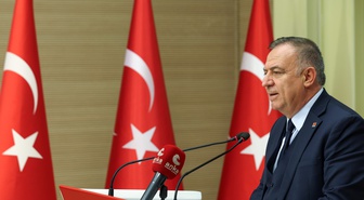 YENİ Parti vekili Zeybek, sanayide bir ayda 560 milyar TL erime olduğunu söyledi